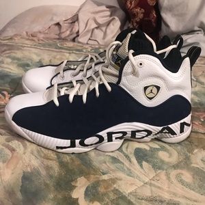 Jordan Jumpman Team 2
